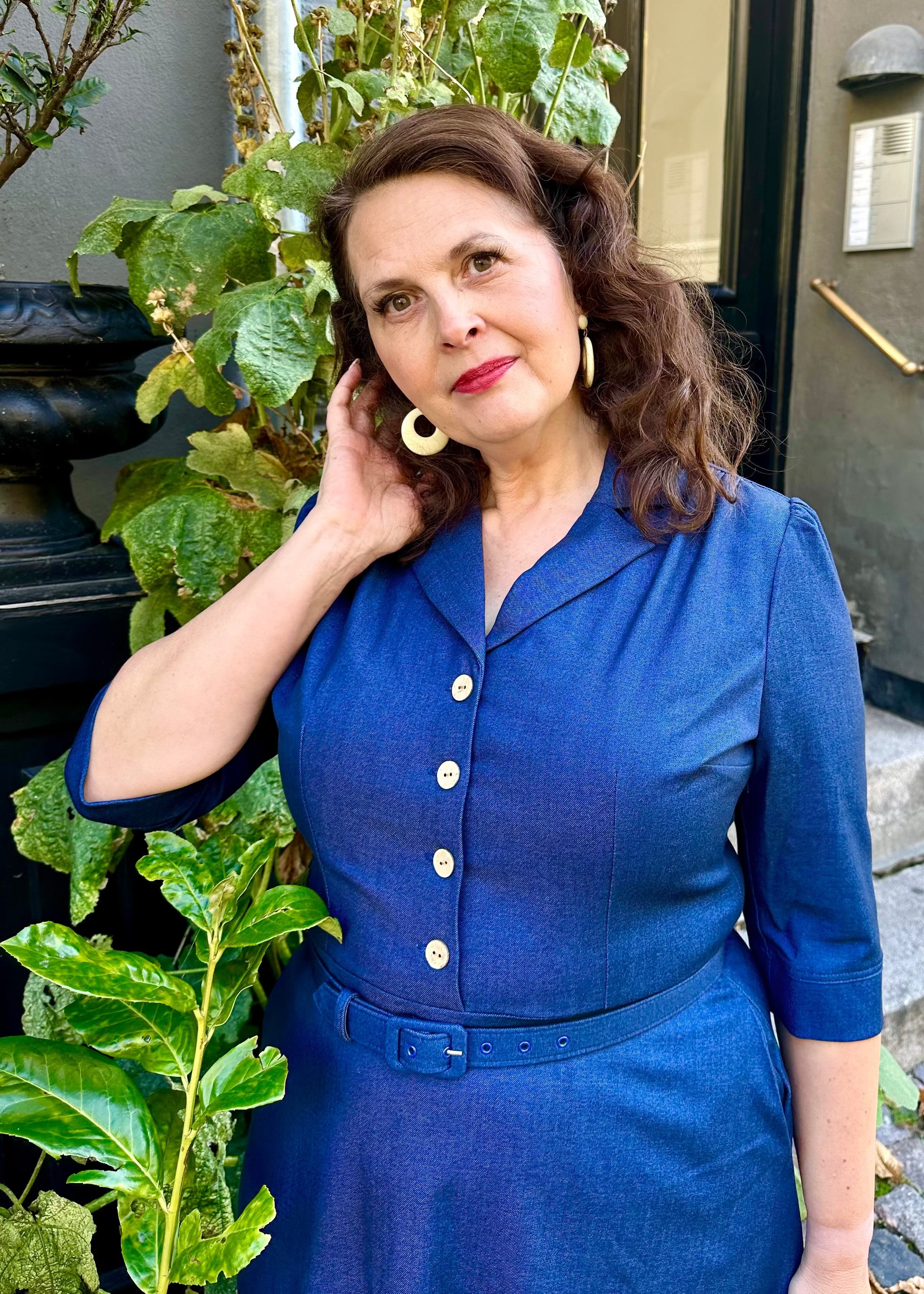 Betty skjortekjole med 3/4 ærmer i blå denim-look skjortekjole Daisy Dapper