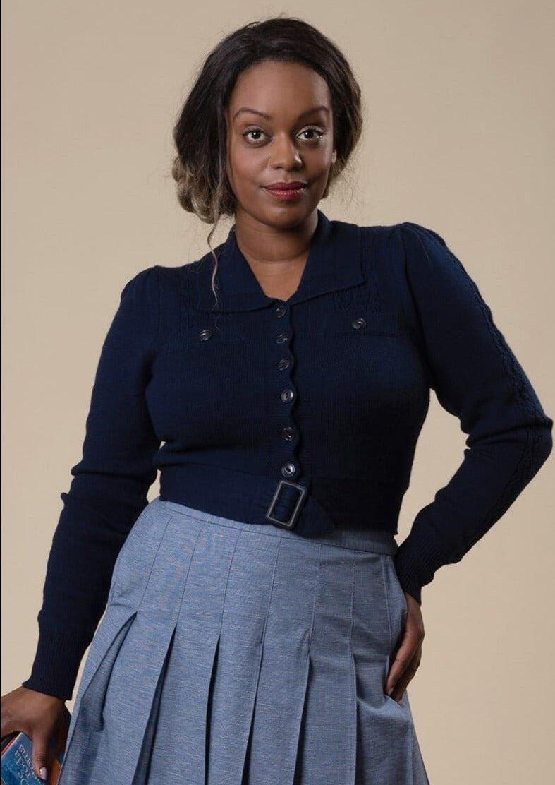 Catch me if you can- cardigan i navy tøj Emmy Design