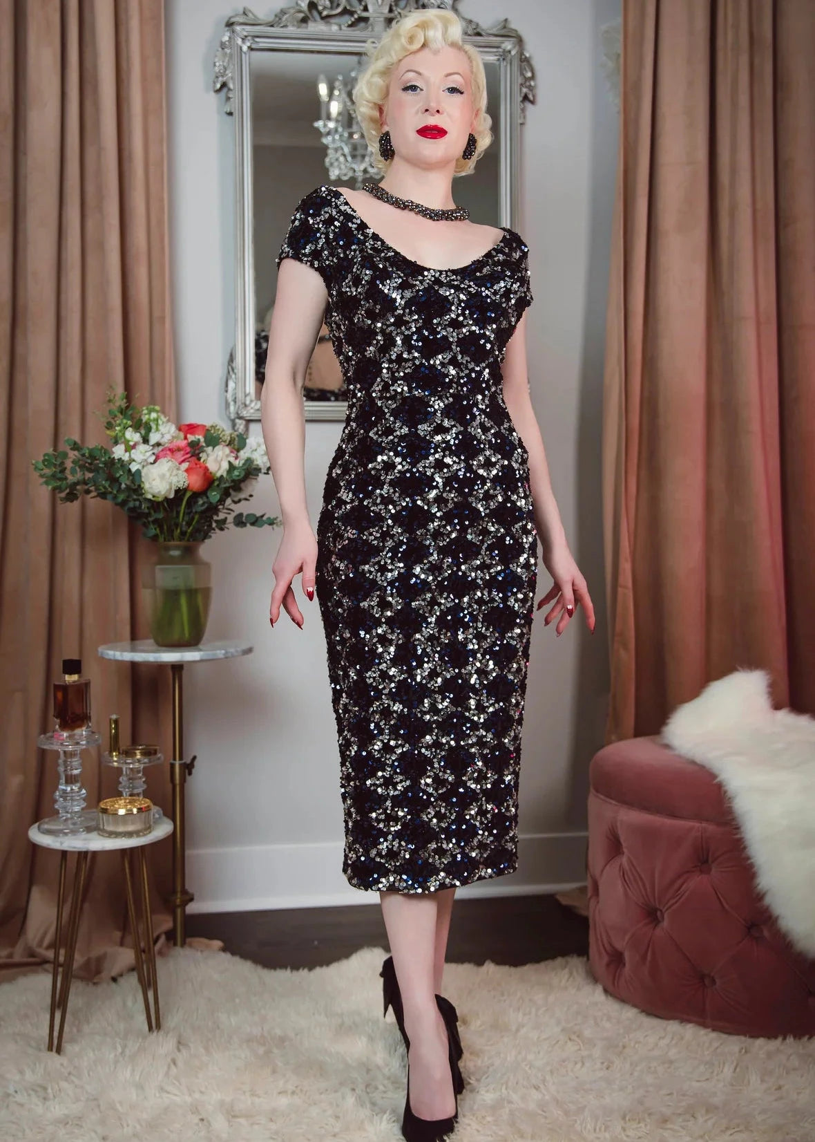 Center Stage Dress pencil kjole Rebel Love