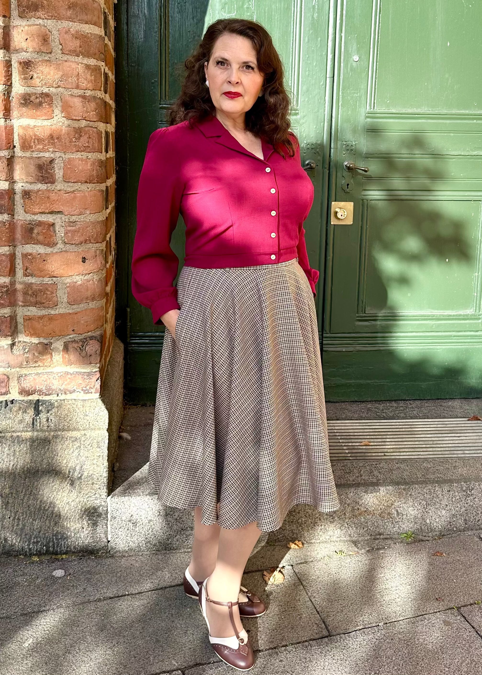 Circle nededel i brune tern swing nederdel Very Cherry