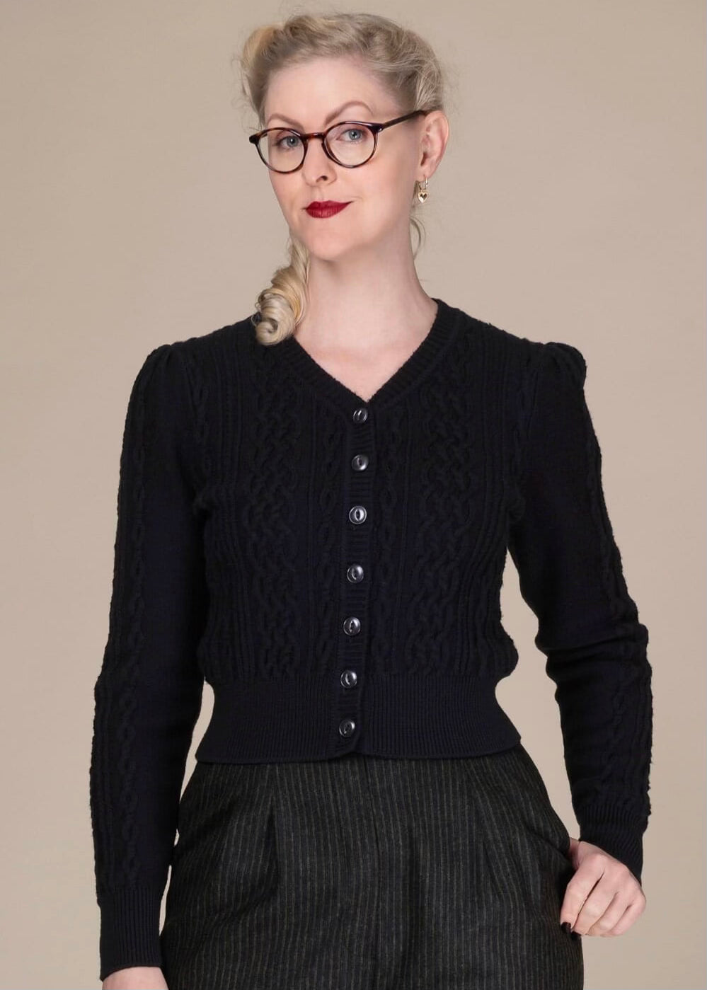 Ice Breaker Cardigan i sort cardigan Emmy Design