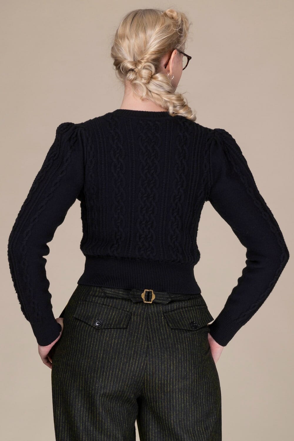 Ice Breaker Cardigan i sort cardigan Emmy Design