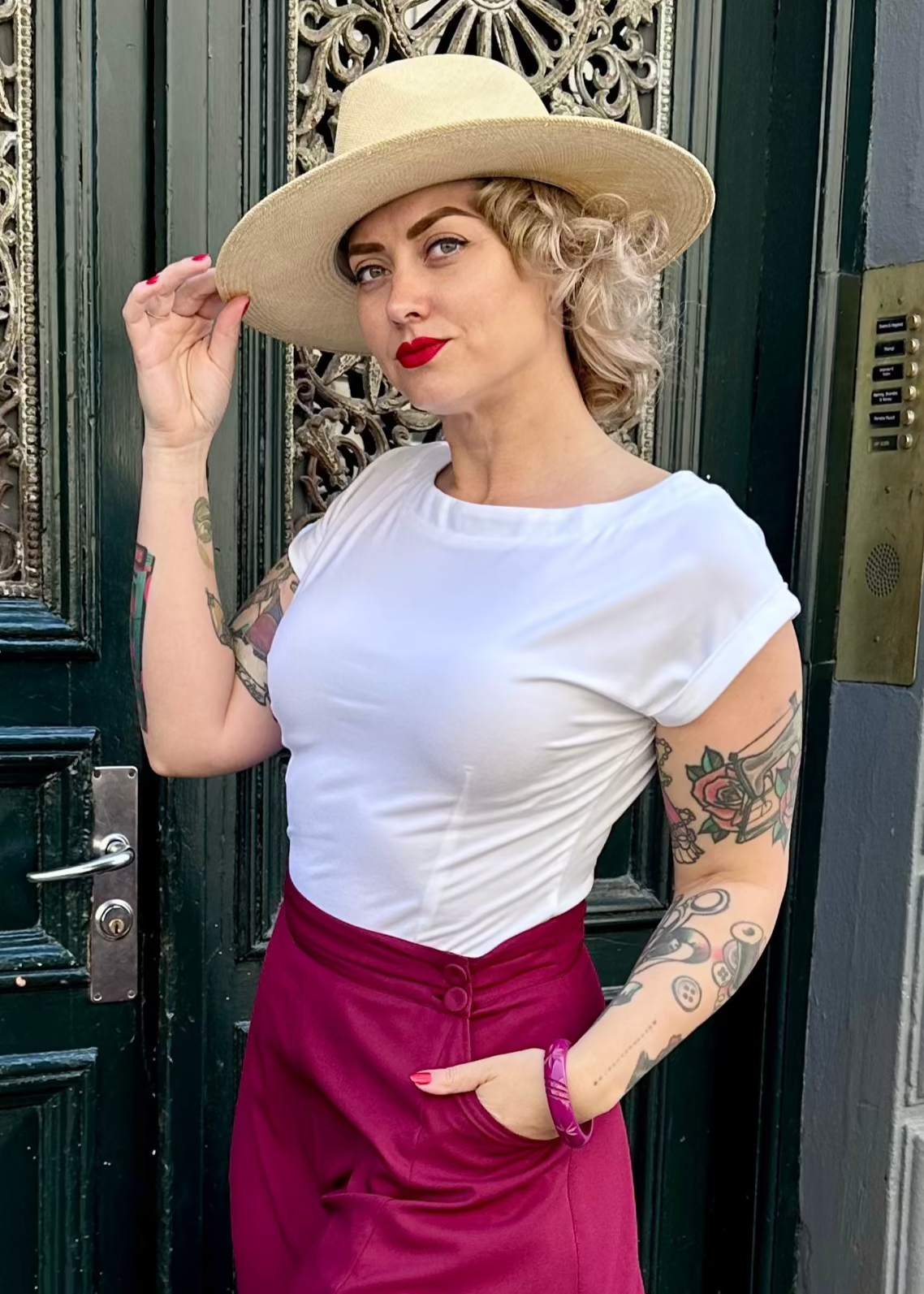 Kortærmet vendbar boatneck top i hvid jersey top Daisy Dapper