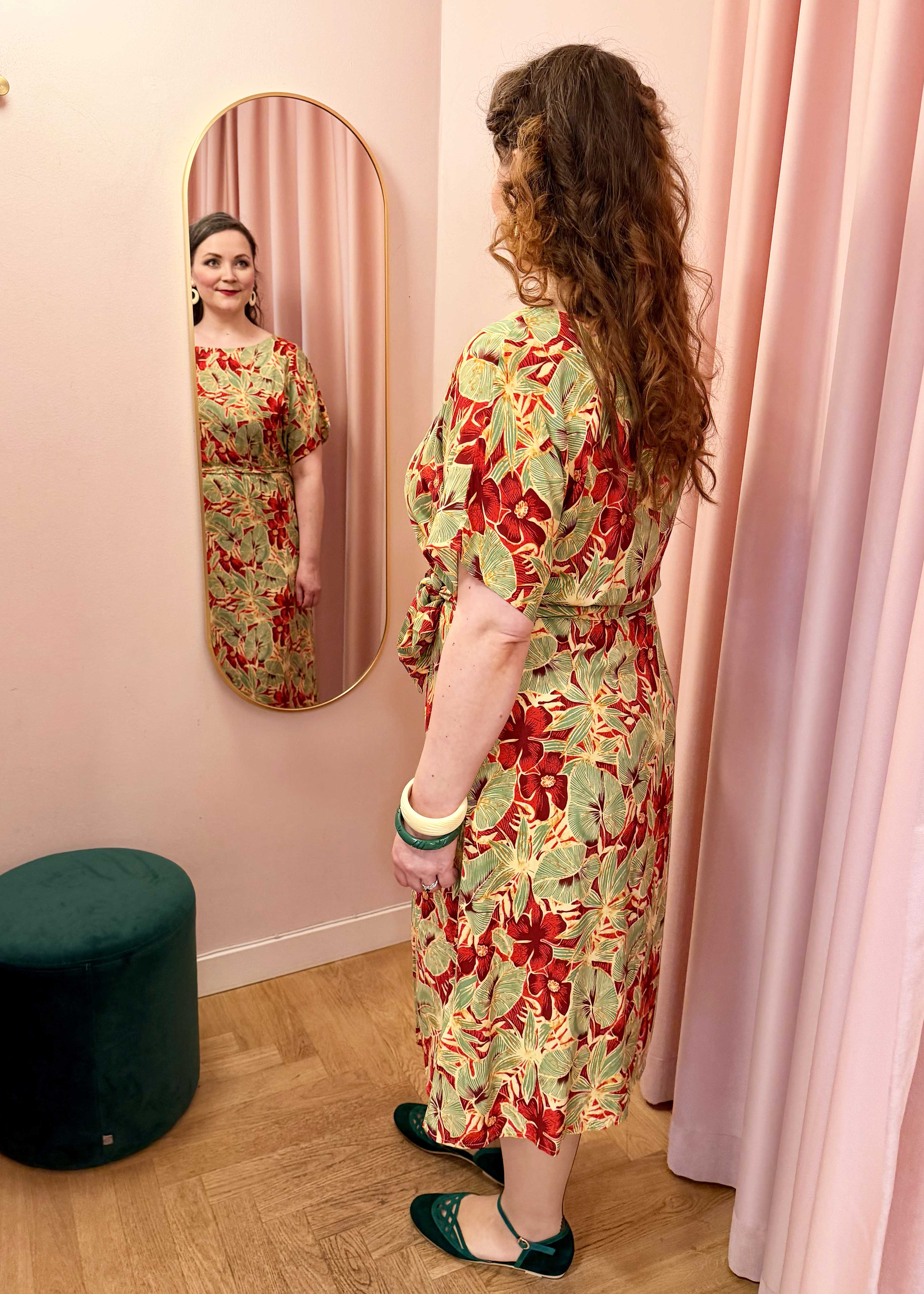 Marika kjole i blomster print aline kjole King Louie