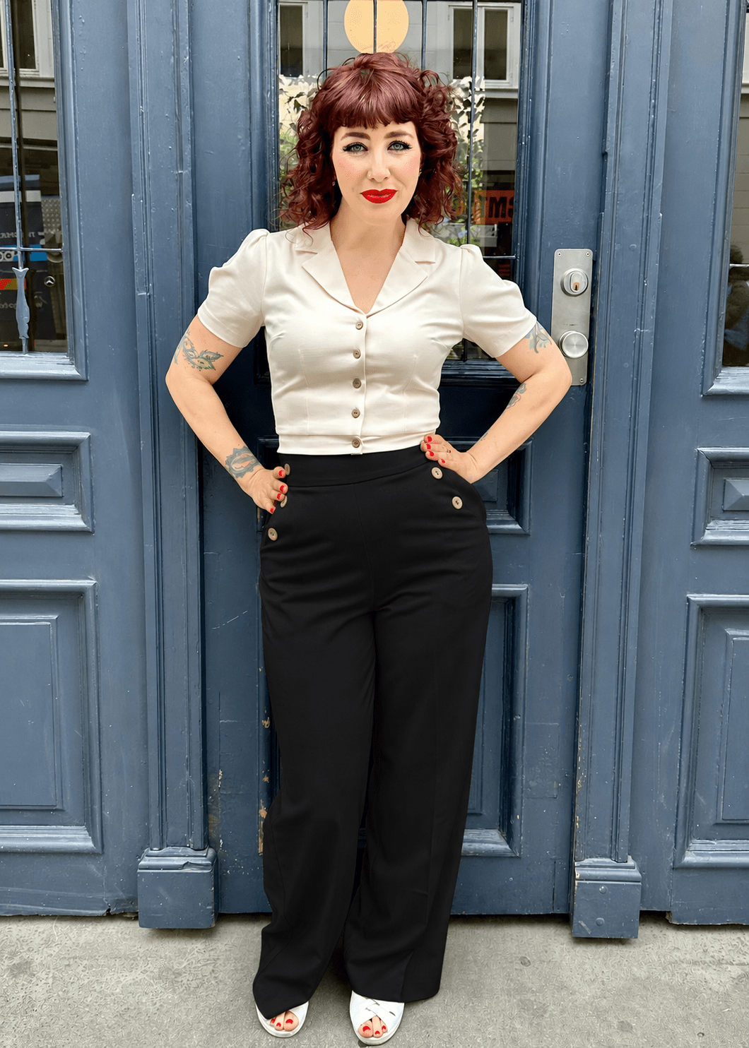 Sally højtaljede bukser med knapper - sort bukser Daisy Dapper
