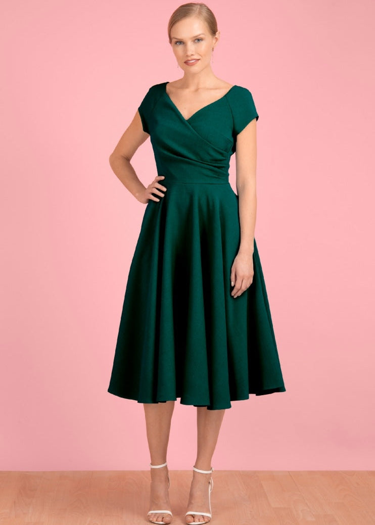 Pretty Dress Company: 1950'er Hourglass swingkjole i mørk grøn toej Pretty Dress Company