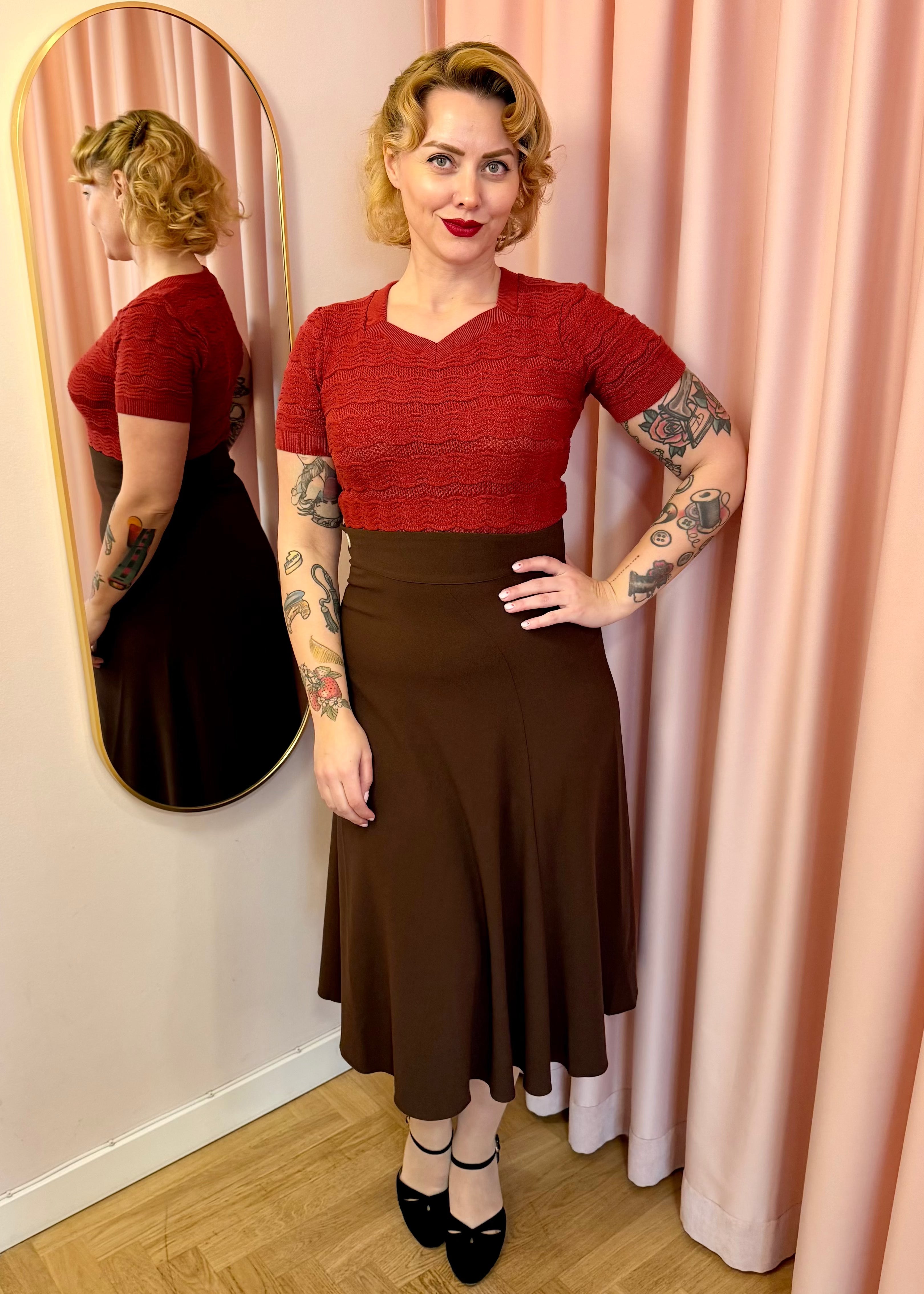 1940s Sweetheart Sweater - Chilli top House of Foxy 