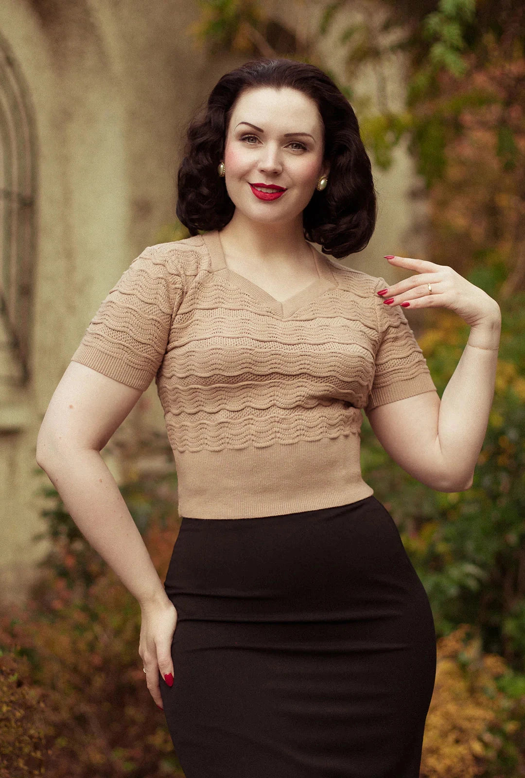1940s Sweetheart Sweater - Sesame top House of Foxy 