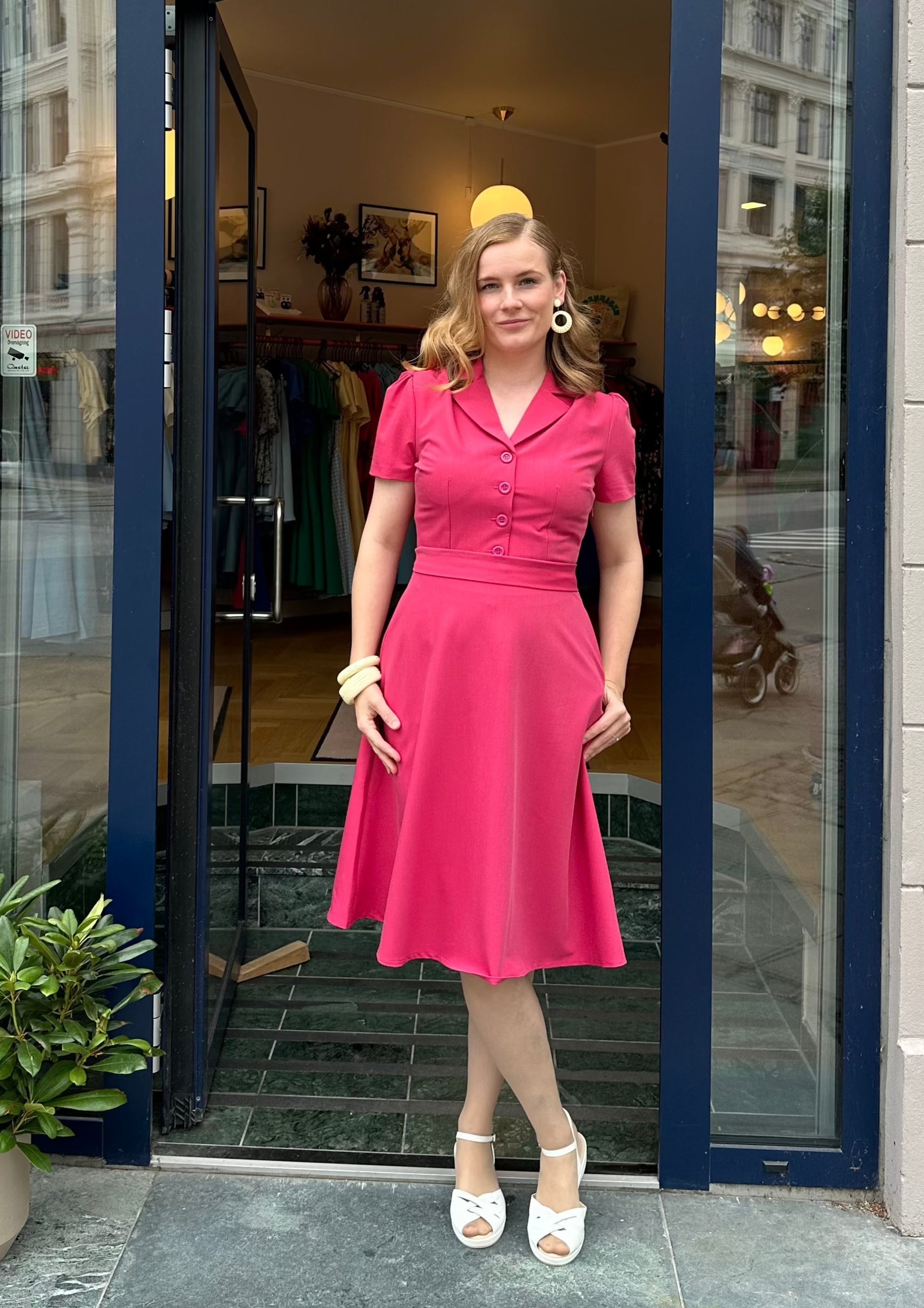 Betty skjortekjole i raspberry Kjoler Daisy Dapper 
