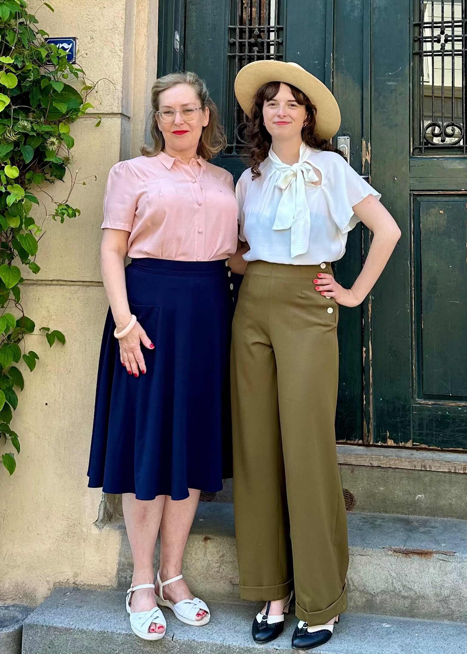 Højtaljede swing bukser i khaki bukser House of Foxy 