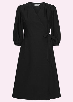 Jane slåom kjole i sort med 3/4 ærmer Kjoler Daisy Dapper 