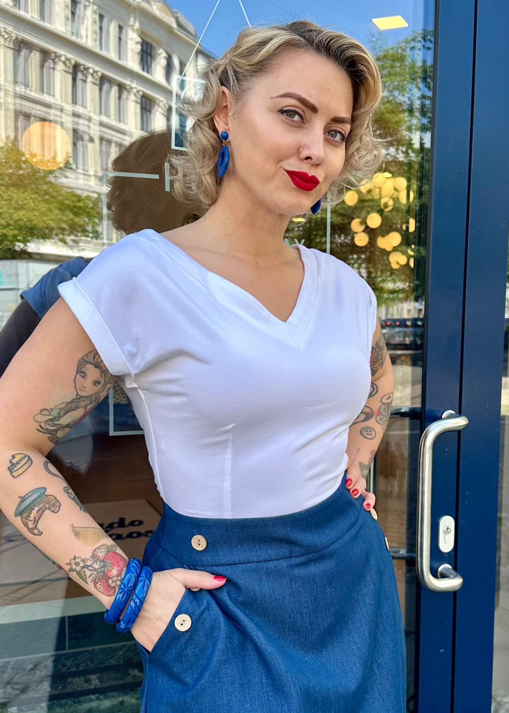 Kortærmet vendbar boatneck top i hvid jersey top Daisy Dapper 