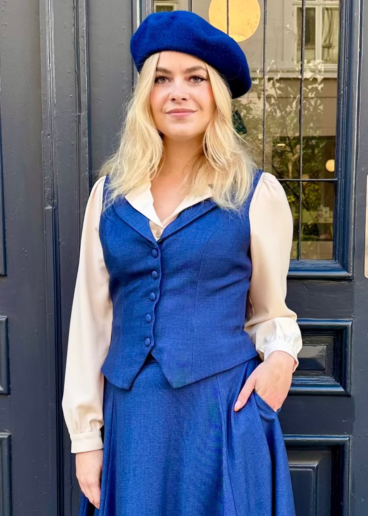 Marlene vest i blå denim-look vest Daisy Dapper 