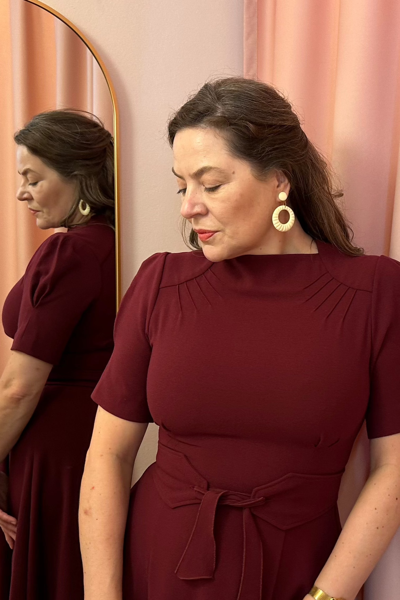 Stanwyck 40'er stils kjole i berry swing kjole House of Foxy 