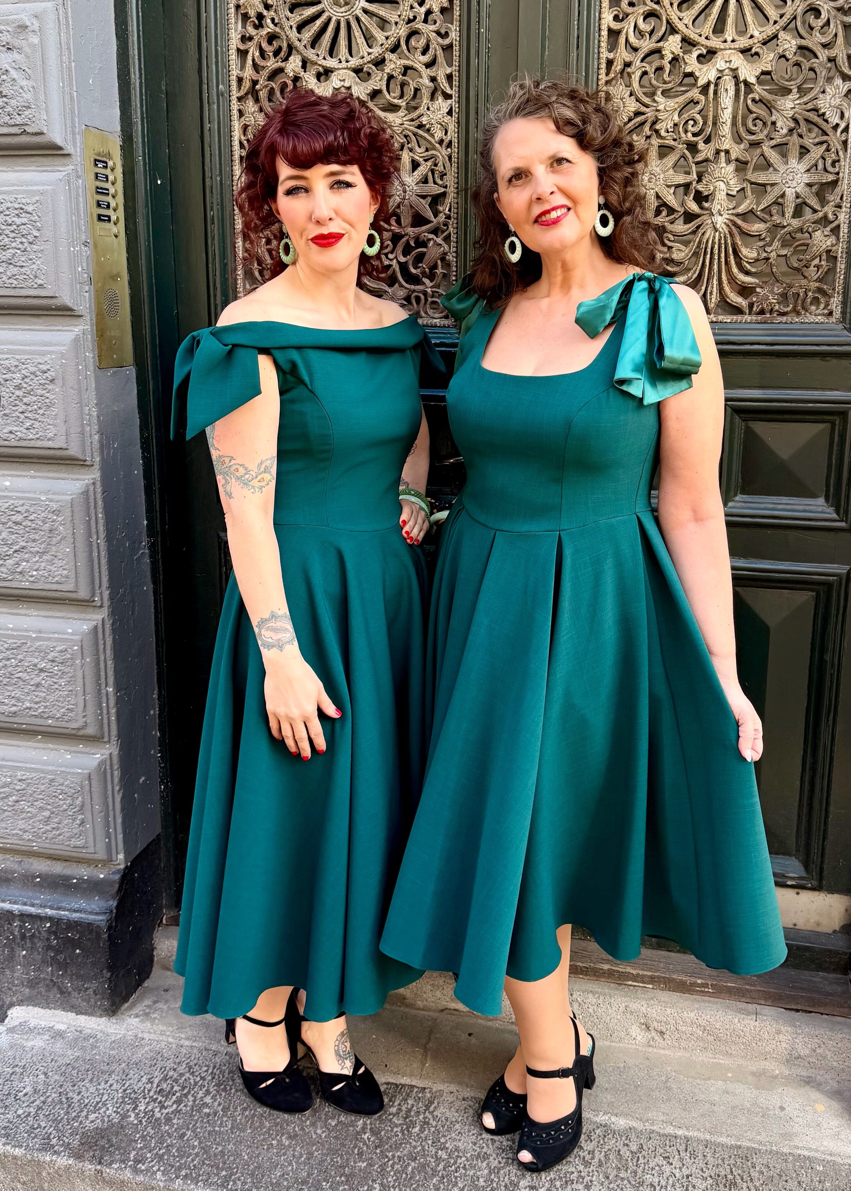 Tilly swing kjole - mørk grøn pencil kjole Pretty Dress Company 