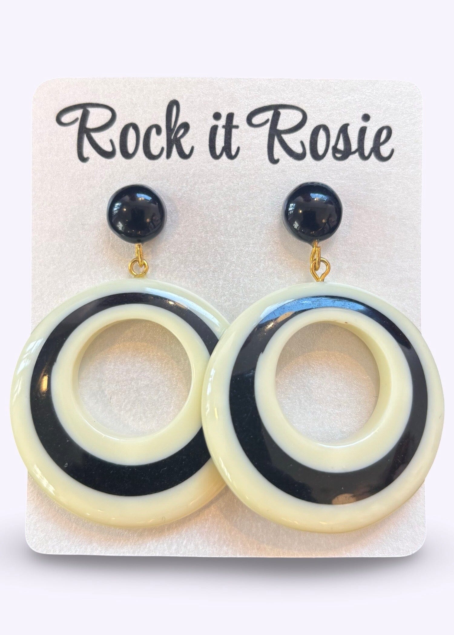 Two tone hoop øreringe i sort/ creme hvid Accessories Rock It Rosie 