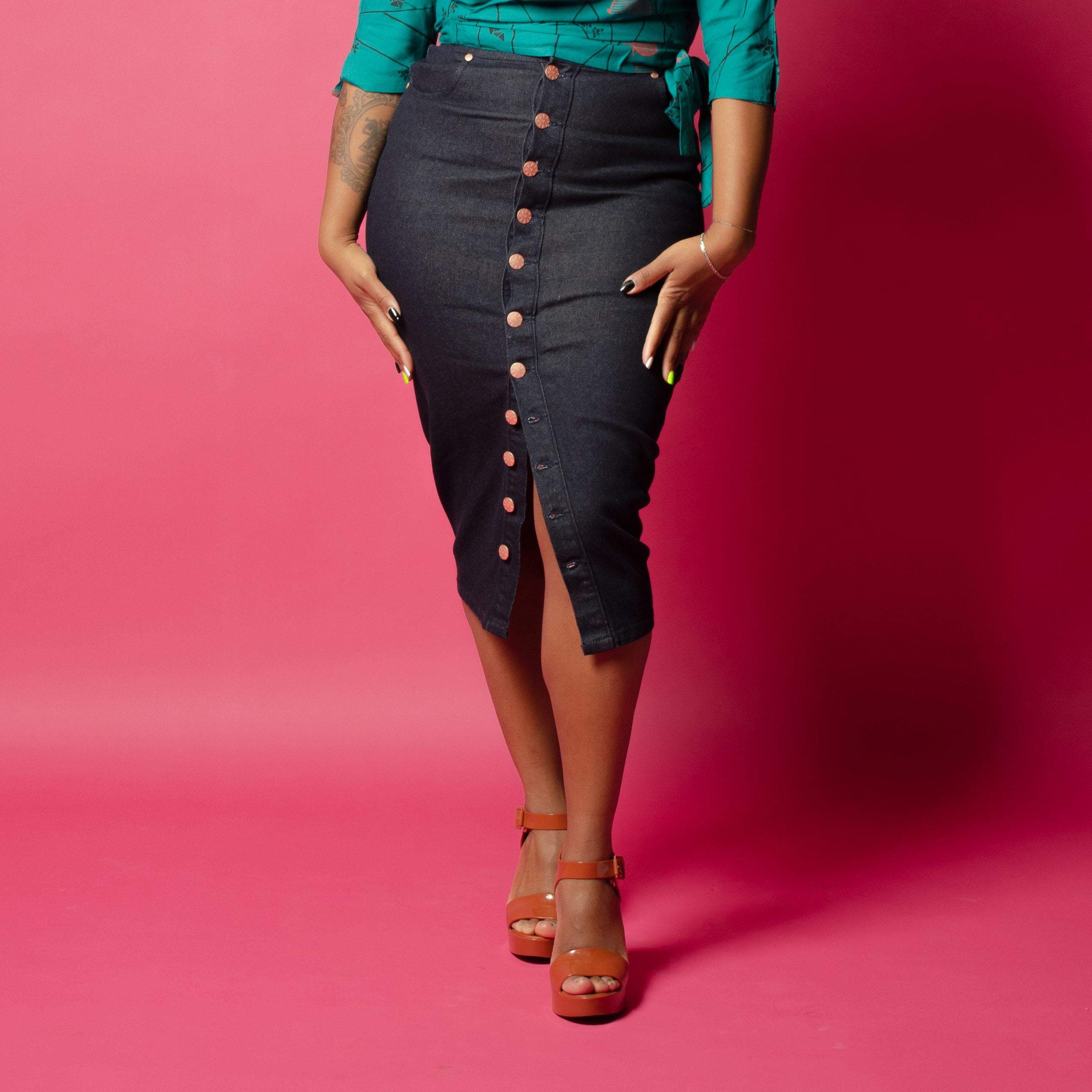 Lady K Loves: Wanda denim pencilnederdel med knapper Lady K Loves 