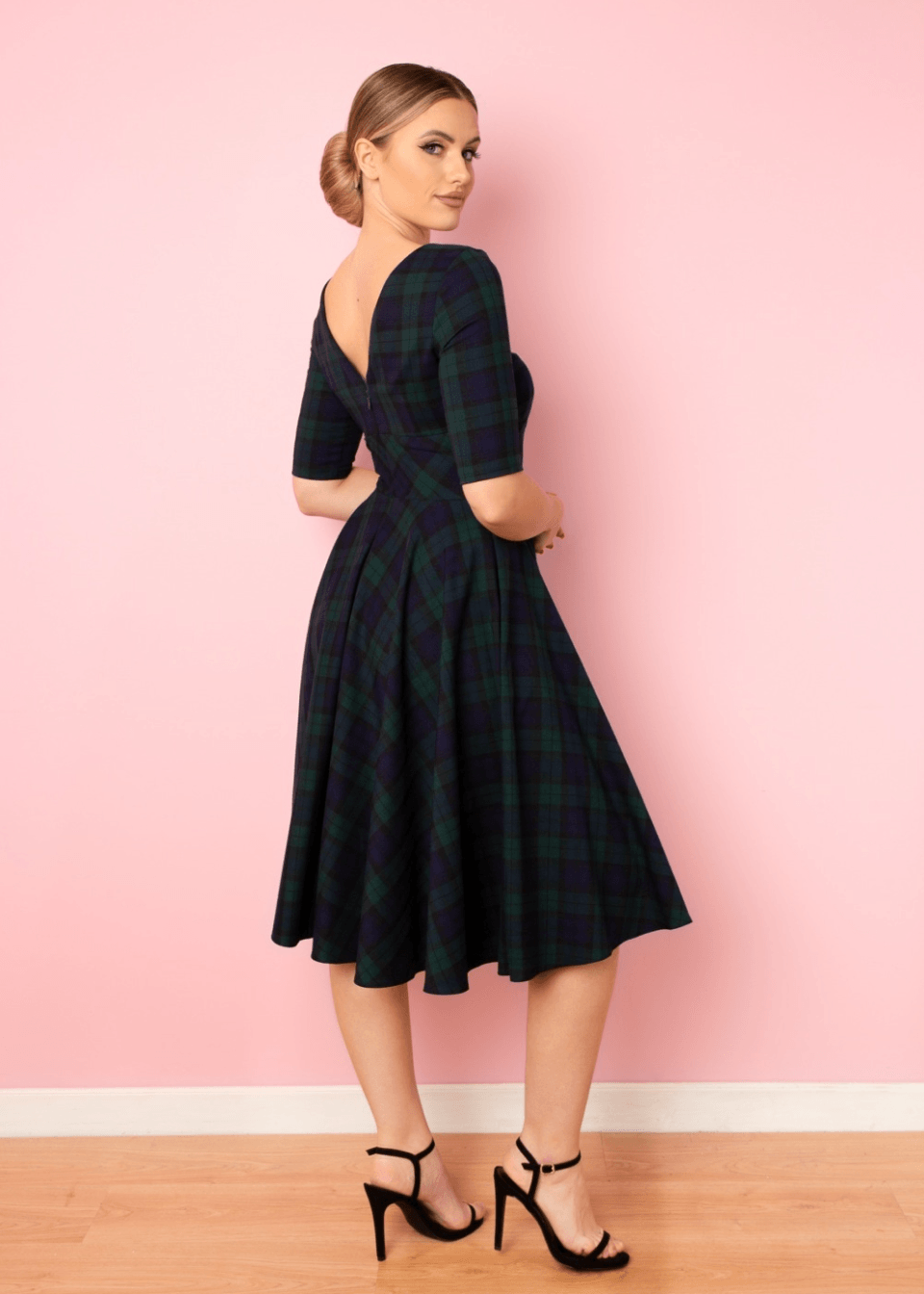Pretty Dress Company: Hepburn swingkjole i navy og grøn ternet toej Mondo Kaos 